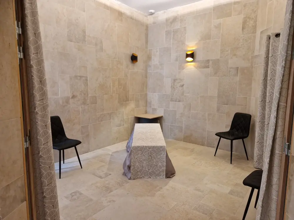 6 - Petit salon